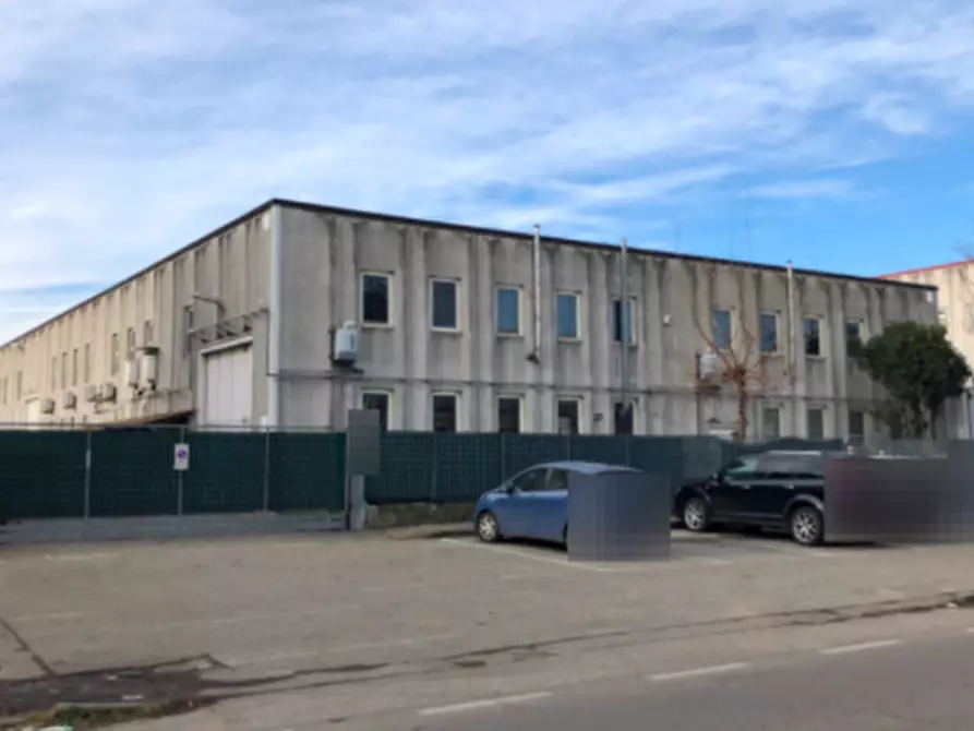 Immagine 2 di Capannone industriale in vendita  in VIA LEONARDO DA VINCI a Senago