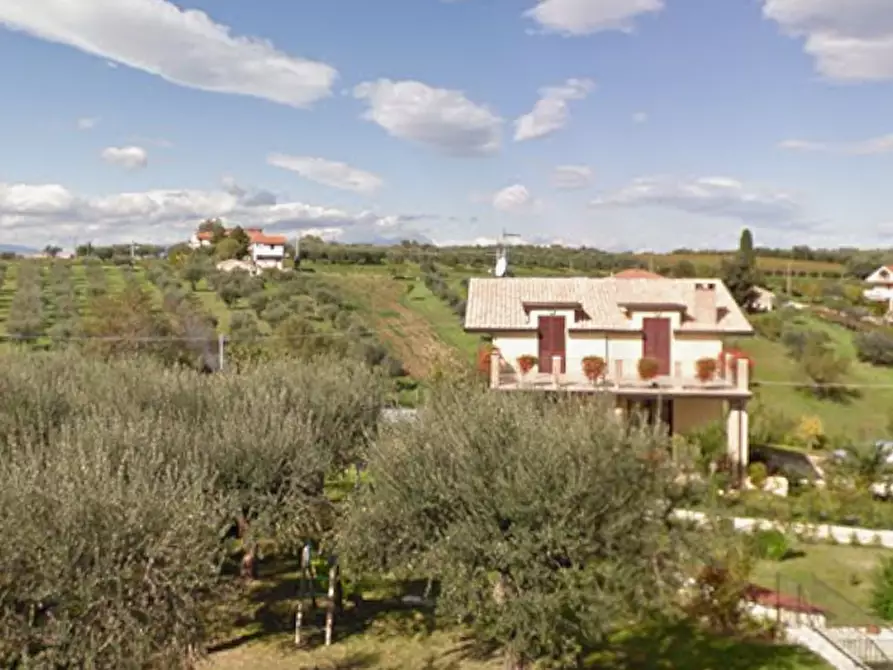 Immagine 5 di Villa in vendita  in Contrada San Basile a Orsogna