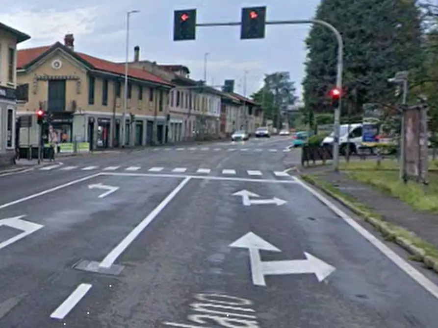 Immagine 6 di Negozio in vendita  in Via Milano a Nerviano