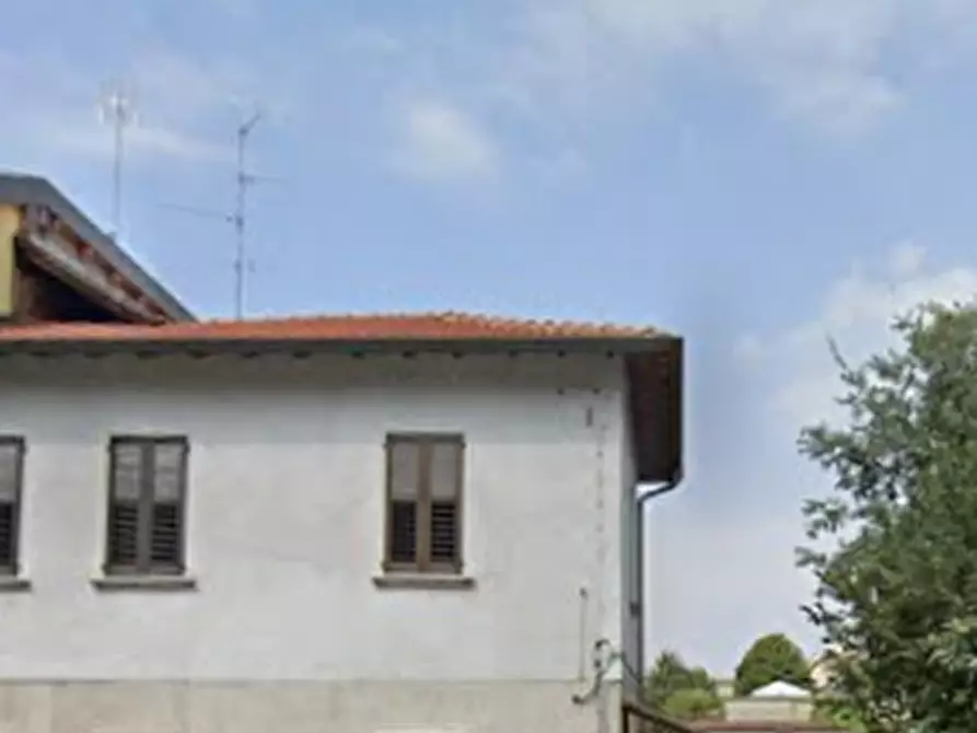 Immagine 4 di Appartamento in vendita  in Via Roma a Bovisio-Masciago