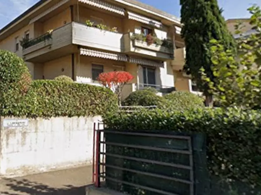 Immagine 3 di Appartamento in vendita  in Via S. Lavagnini a Bagno A Ripoli