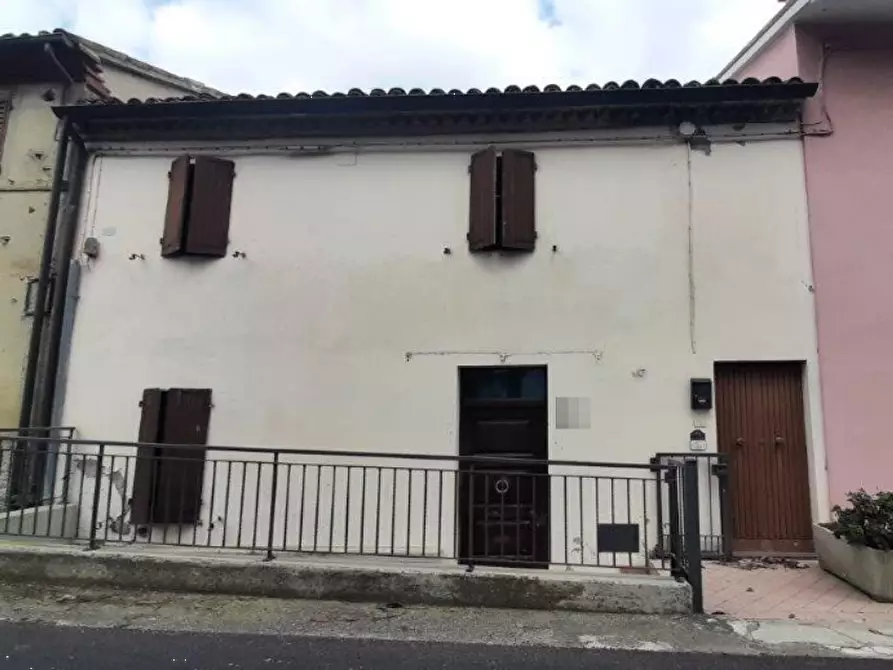 Immagine 3 di Porzione di casa in vendita  in Via Della Pieve  a Cartoceto