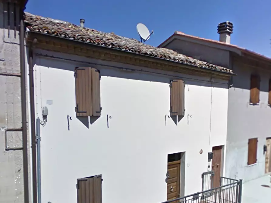 Immagine 10 di Porzione di casa in vendita  in Via Della Pieve  a Cartoceto
