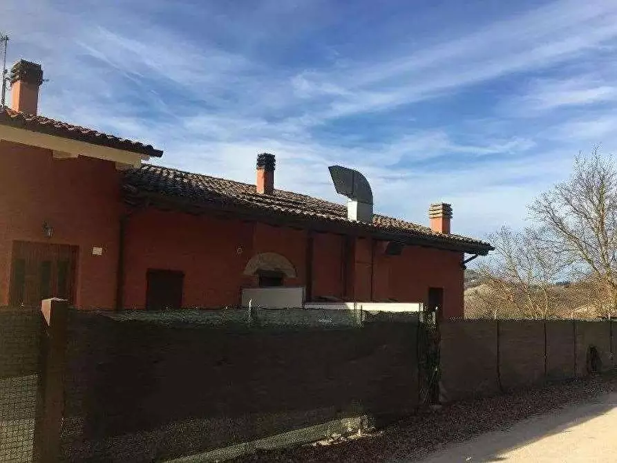 Immagine 3 di Azienda agricola in vendita  in Località Valrea a Pergola