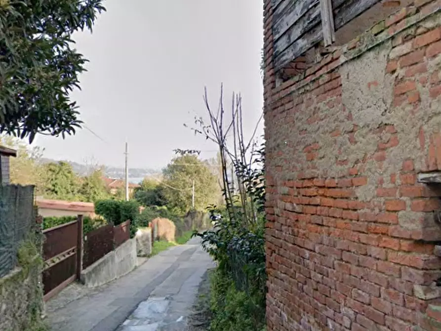 Immagine 4 di Appartamento in vendita  in Via Marconi a Biandronno