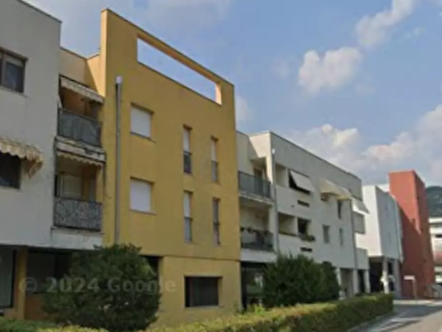 Immagine 2 di Negozio in vendita  in Via Fratelli Oscar e Olves di Prata a Brescia