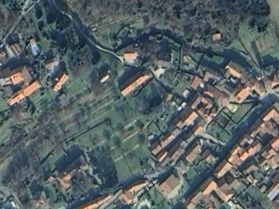 Immagine 7 di Appartamento in vendita  in Via Libertà a Casalzuigno