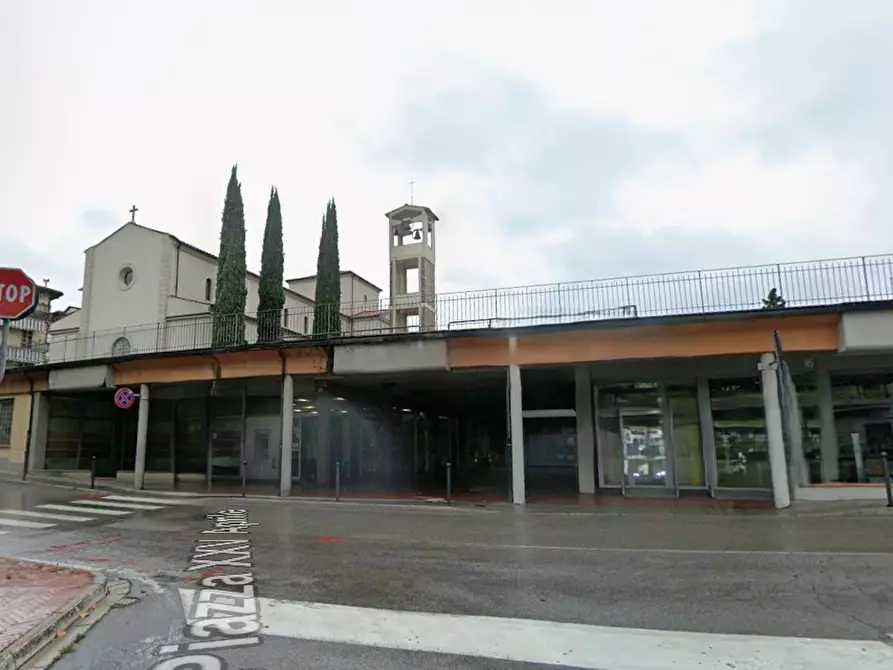 Immagine 1 di Negozio in vendita  in Piazza XXV Aprile  a Rignano Sull'arno