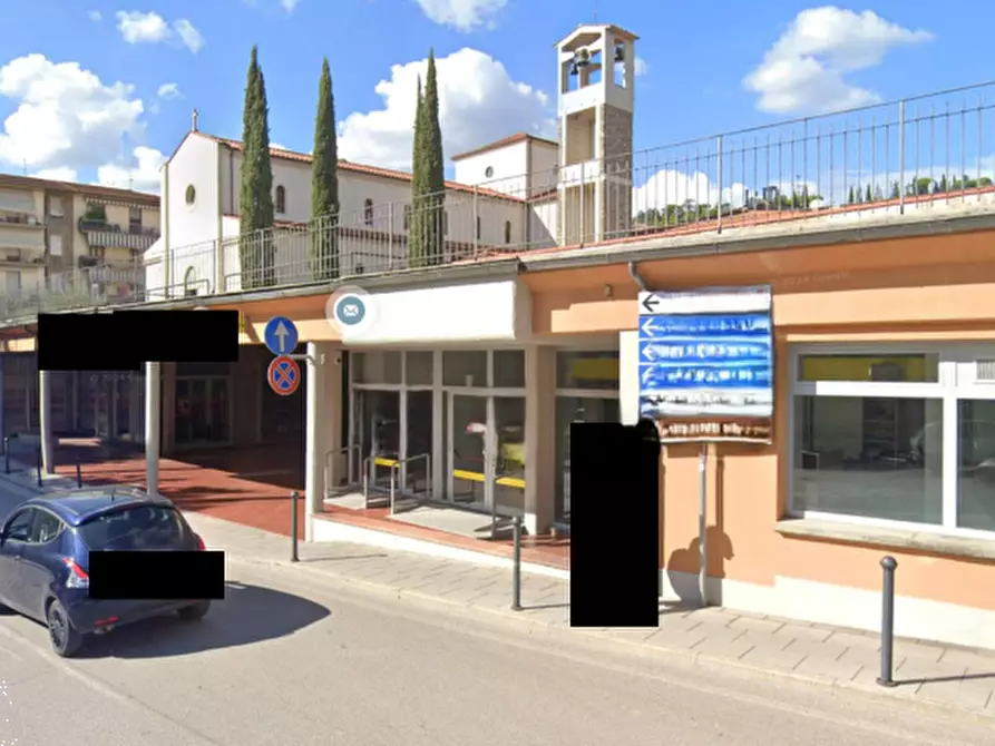 Immagine 3 di Negozio in vendita  in Piazza XXV Aprile  a Rignano Sull'arno