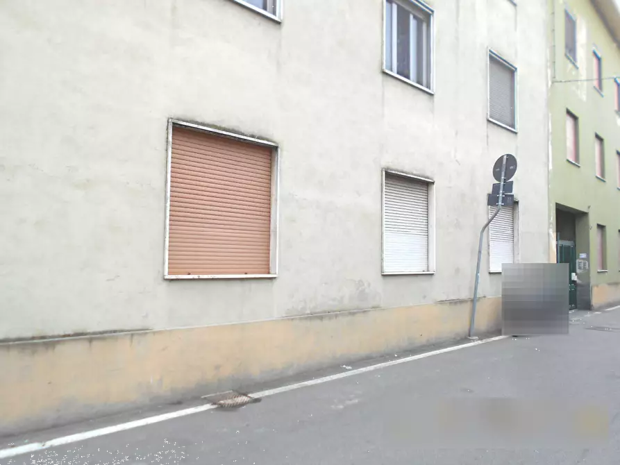 Immagine 2 di Appartamento in vendita  in Via Santorre di Santarosa a Vigevano