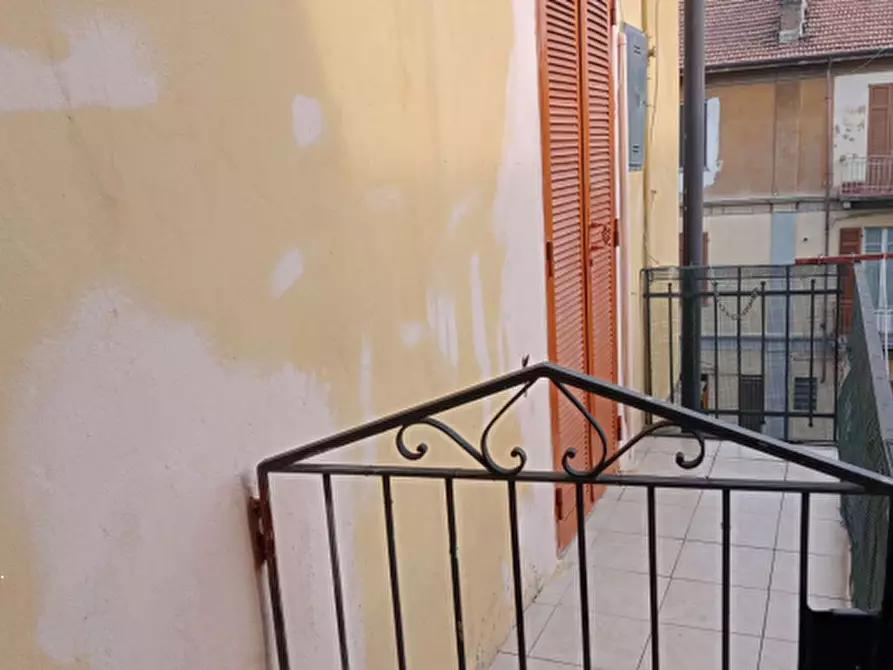 Immagine 5 di Appartamento in vendita  in Via Ugo Bassi a Voghera