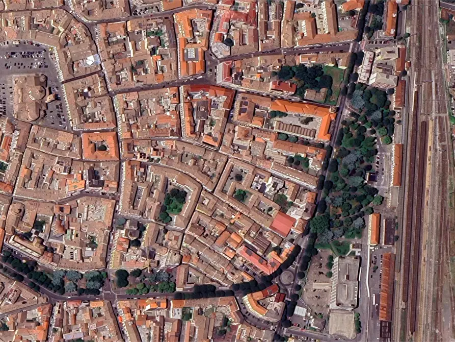 Immagine 2 di Negozio in vendita  in Via Scarabelli a Voghera