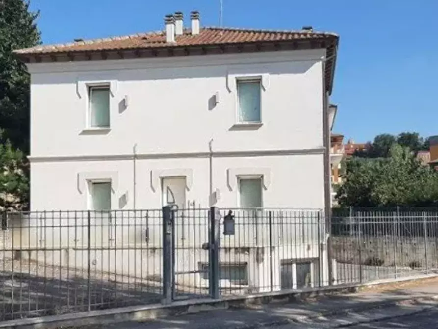 Immagine 1 di Ufficio in vendita  in Via Antonio Gramsci  a Mondolfo