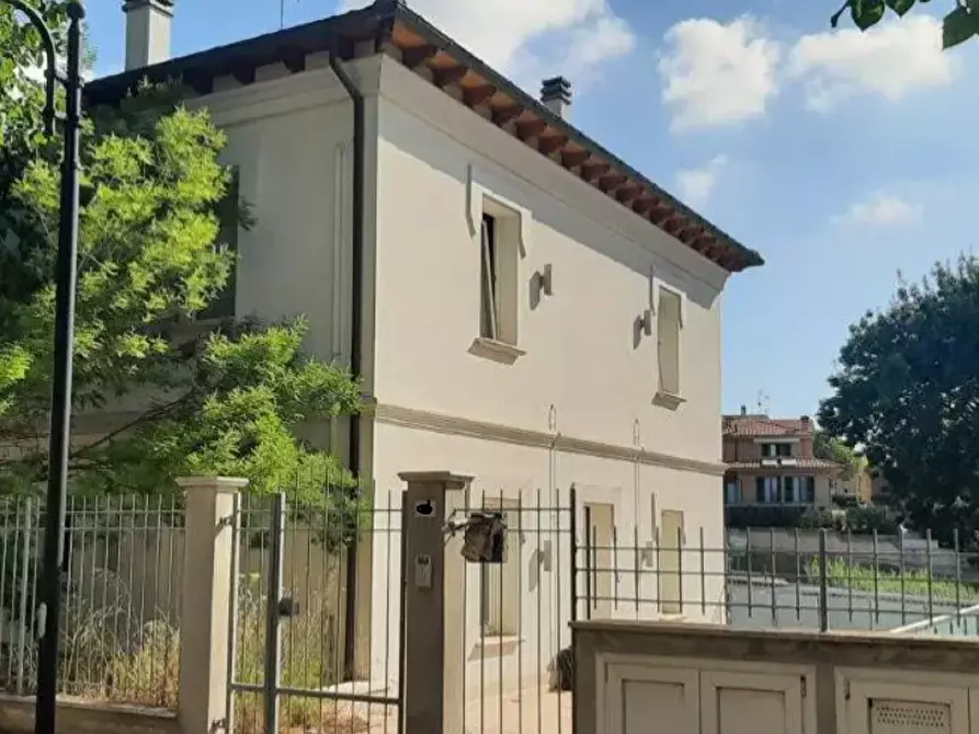 Immagine 5 di Ufficio in vendita  in Via Antonio Gramsci  a Mondolfo