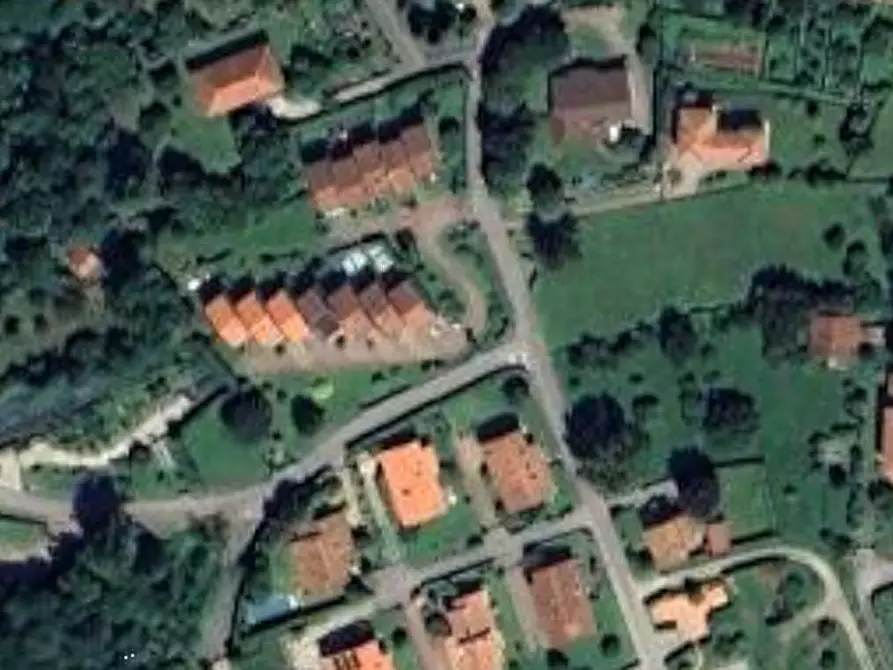 Immagine 12 di Magazzino in vendita  in Via Guglielmo Marconi a Castelveccana