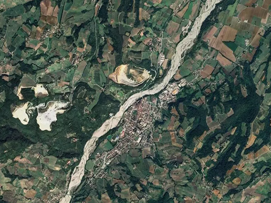 Immagine 14 di Appartamento in vendita  in Via Vittorio Veneto a Ponte Dell'olio