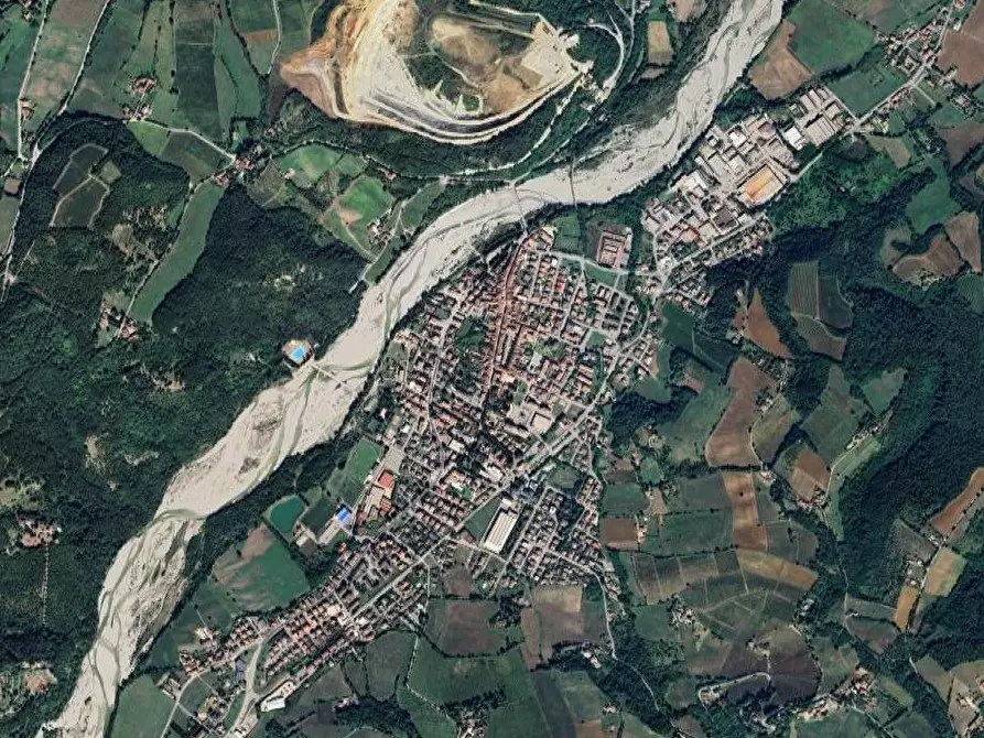 Immagine 15 di Appartamento in vendita  in Via Vittorio Veneto a Ponte Dell'olio