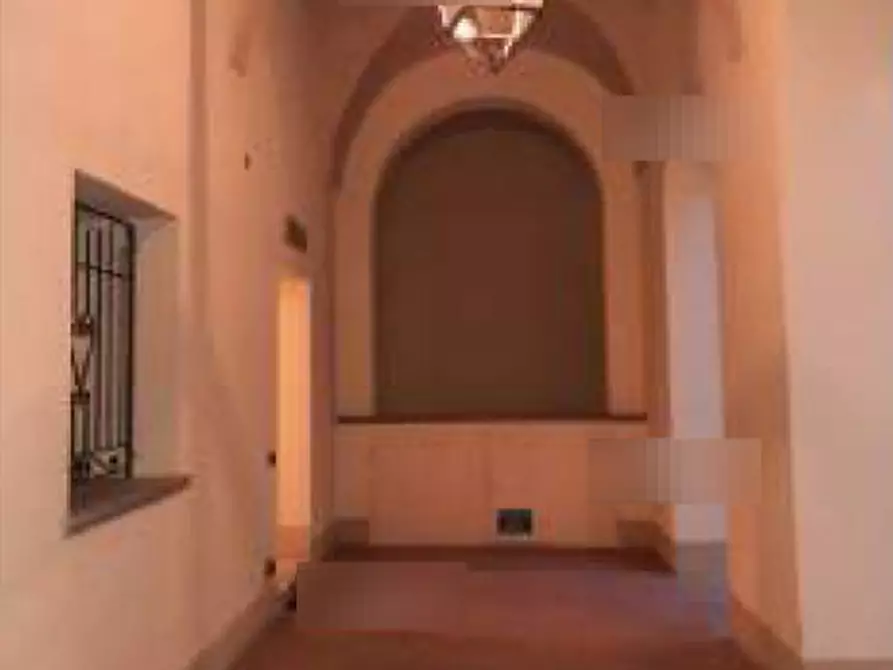 Immagine 3 di Stabile in vendita  in Via Cittadella a Piacenza