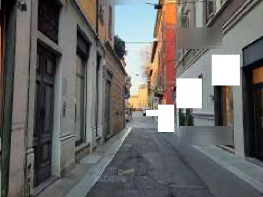 Immagine 6 di Stabile in vendita  in Via Cittadella a Piacenza