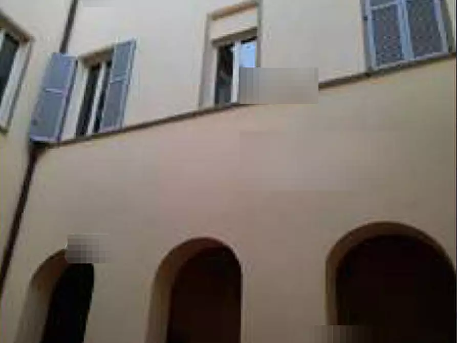 Immagine 12 di Stabile in vendita  in Via Cittadella a Piacenza