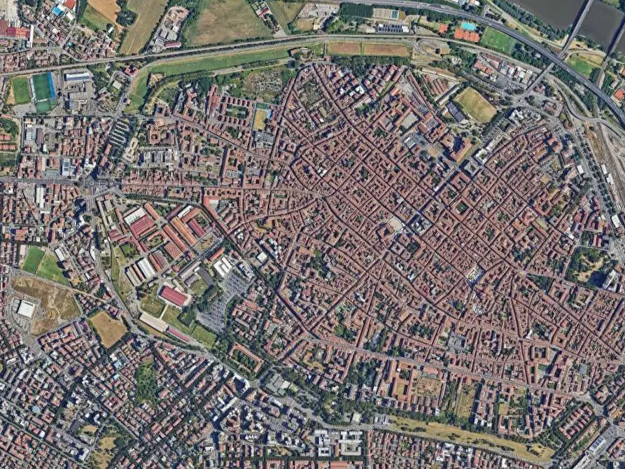 Immagine 16 di Stabile in vendita  in Via Cittadella a Piacenza