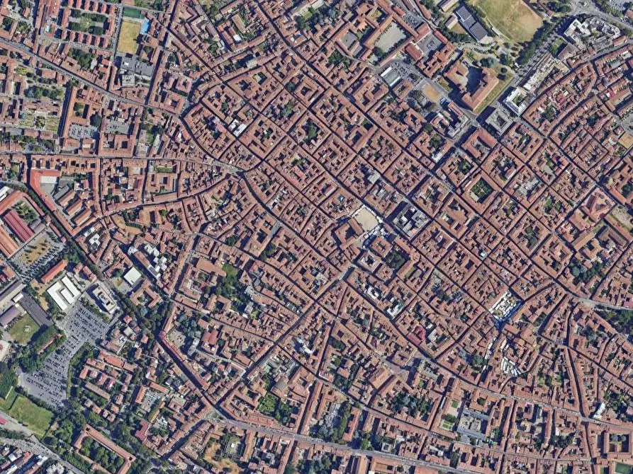 Immagine 17 di Stabile in vendita  in Via Cittadella a Piacenza