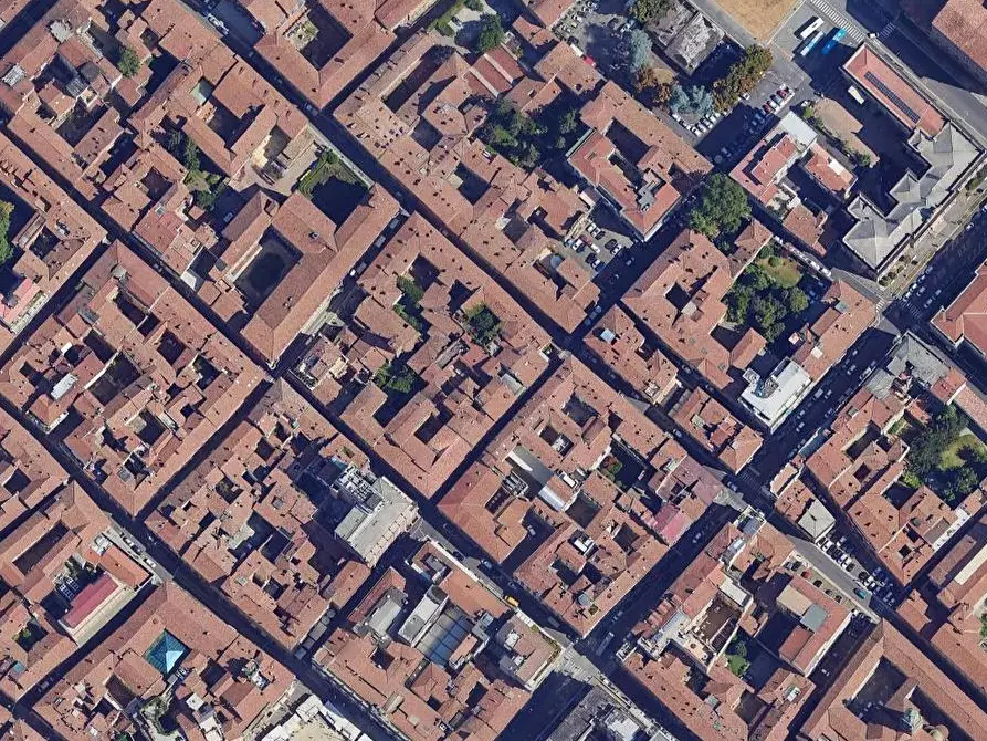 Immagine 19 di Stabile in vendita  in Via Cittadella a Piacenza