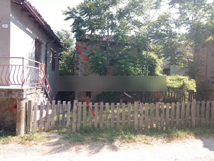 Immagine 2 di Terreno agricolo in vendita  in Localita' Case Varesi a Pianello Val Tidone