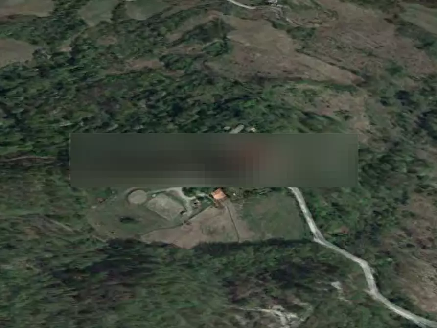 Immagine 10 di Terreno agricolo in vendita  in Localita' Case Varesi a Pianello Val Tidone