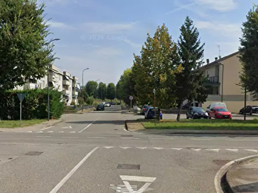 Immagine 10 di Garage in vendita  in Via D. Calatroni a Podenzano