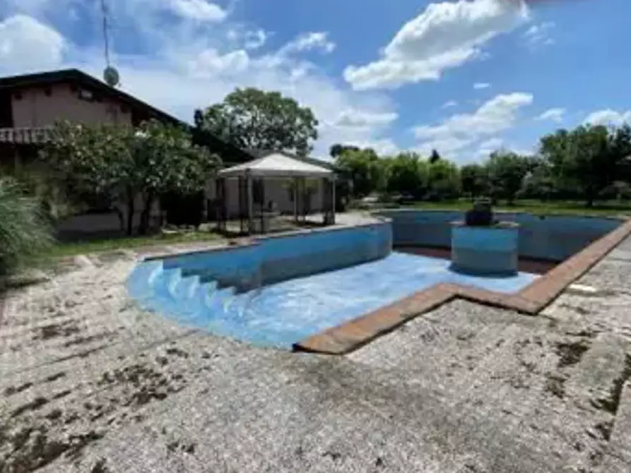 Immagine 5 di Casa indipendente in vendita  in Strada Frati a Mede