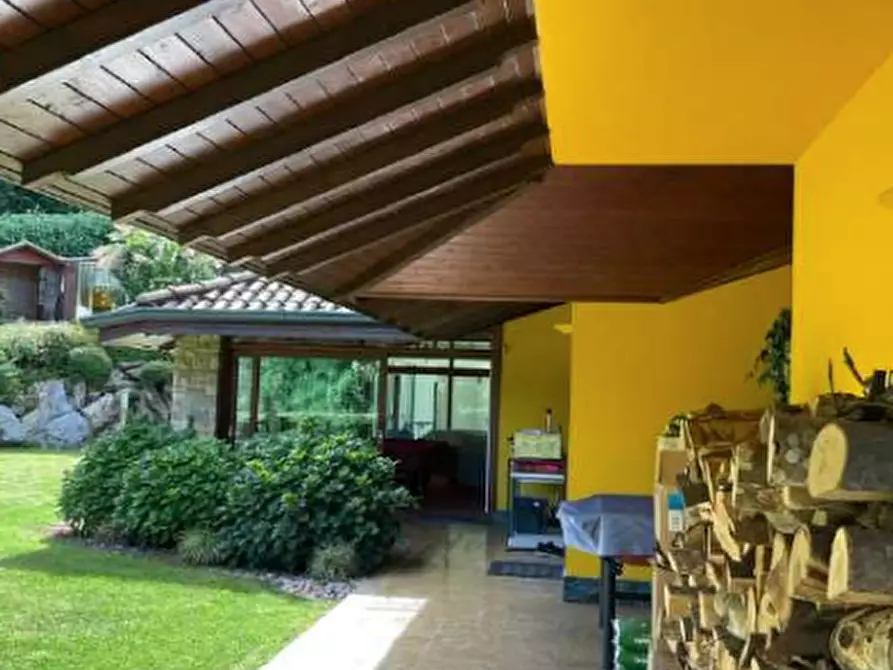 Immagine 17 di Villa in vendita  in Via Fara a Pradalunga