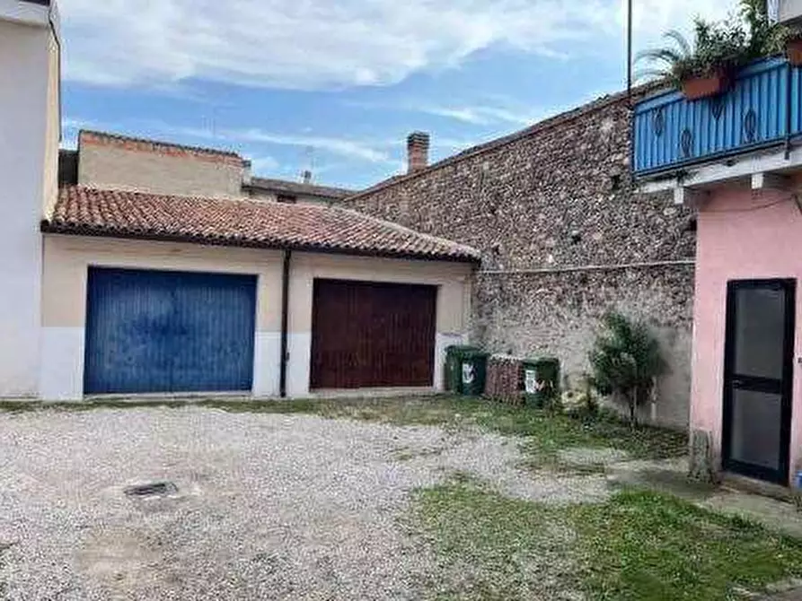 Immagine 5 di Appartamento in vendita  in via Ponte a Marmirolo