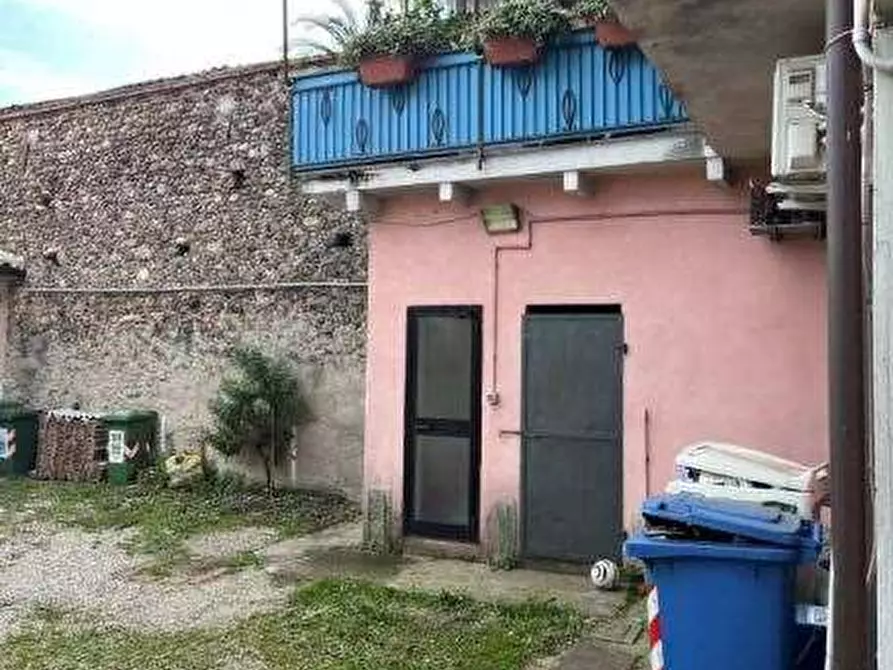 Immagine 6 di Appartamento in vendita  in via Ponte a Marmirolo