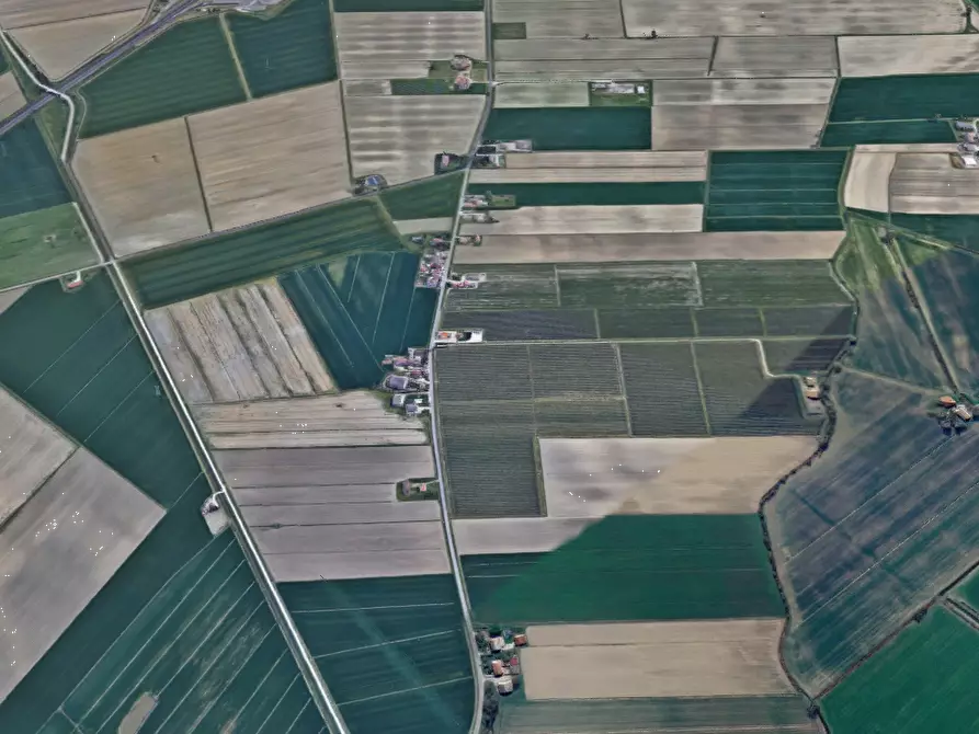 Immagine 11 di Magazzino in vendita  in Via Eridano a Ferrara