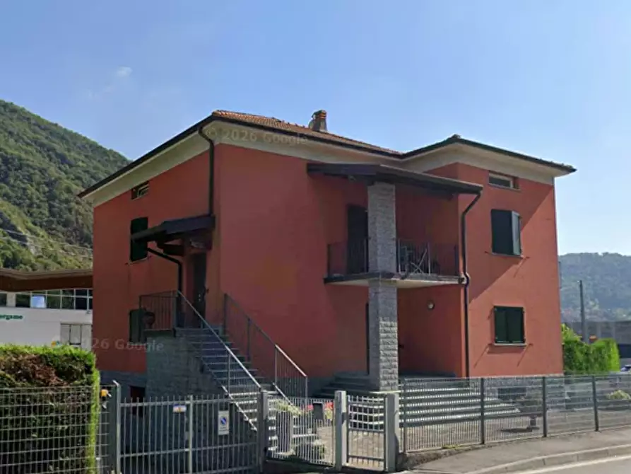Immagine 9 di Villa in vendita  in Via Nazionale a Casazza