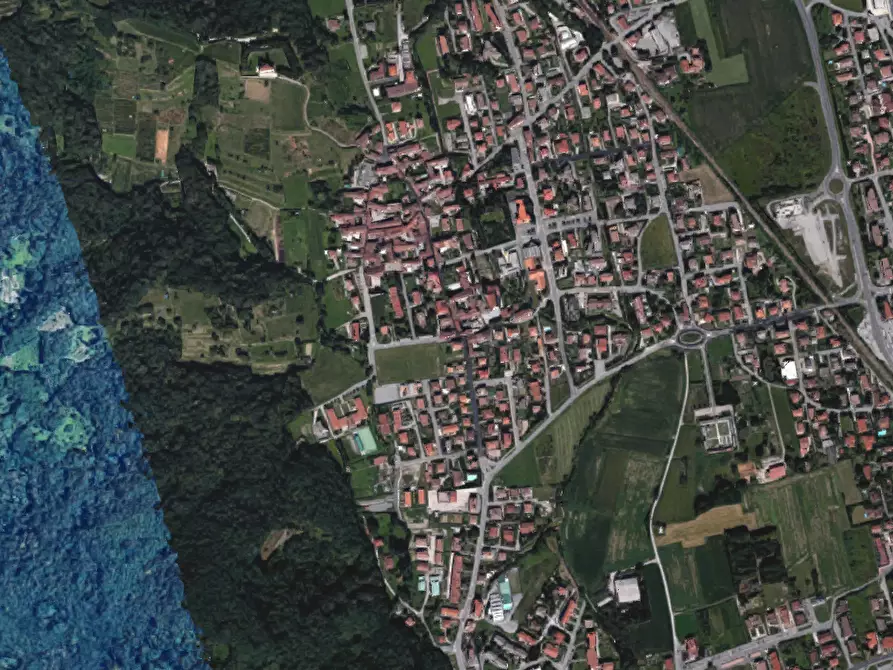 Immagine 3 di Laboratorio in vendita  in Via Alcide de Gasperi a Ambivere