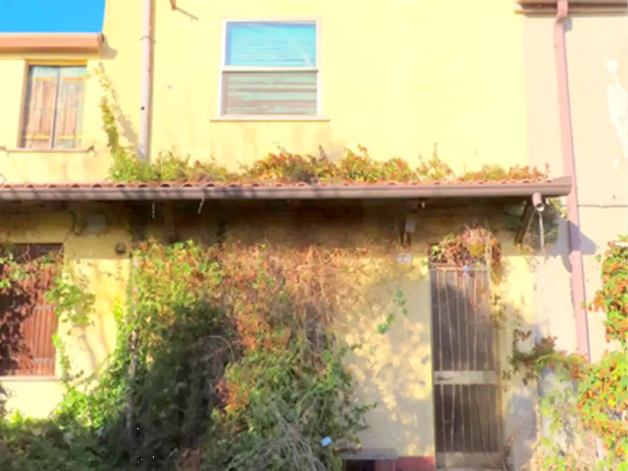 Immagine 2 di Porzione di casa in vendita  in Via Camisotti a Ariano Nel Polesine