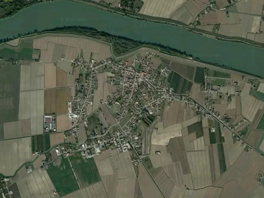 Immagine 12 di Terreno agricolo in vendita  in Località Berra a Riva Del Po