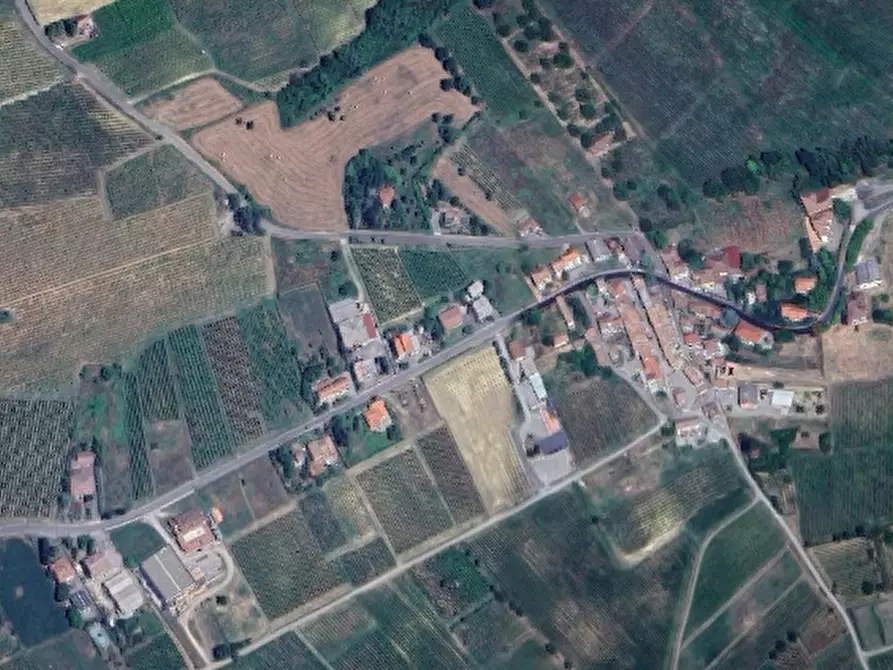 Immagine 2 di Terreno agricolo in vendita  in Frazione Pieve a Rovescala