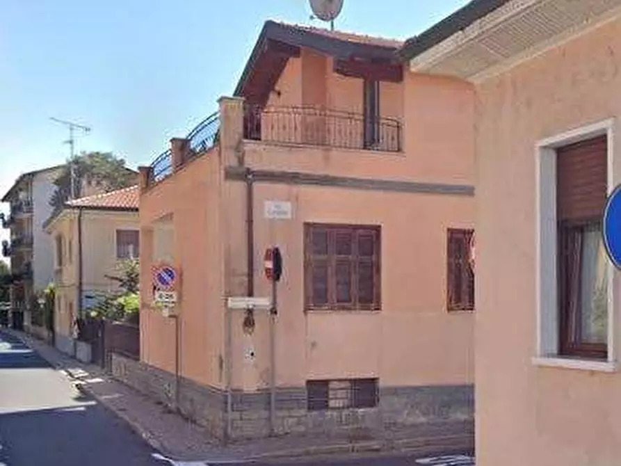 Immagine 14 di Villa in vendita  in Via G. Marconi a Vittuone