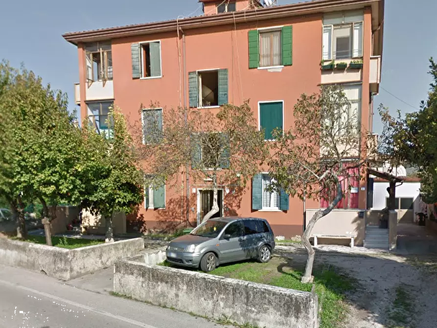 Immagine 2 di Appartamento in vendita  in Via Roverelli a Fosso'