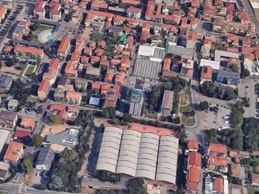 Immagine 12 di Appartamento in vendita  in Via Eugenio Curiel a Limbiate