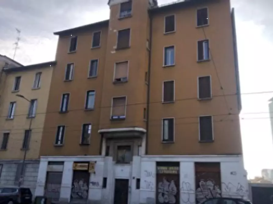 Immagine 3 di Appartamento in vendita  in Via Giovanni Battista Grassi a Milano