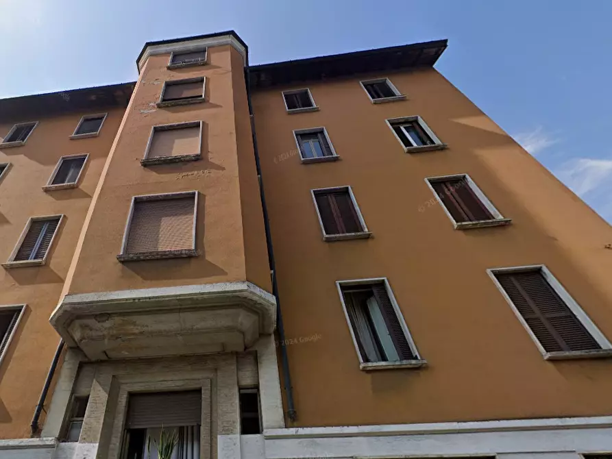 Immagine 8 di Appartamento in vendita  in Via Giovanni Battista Grassi a Milano