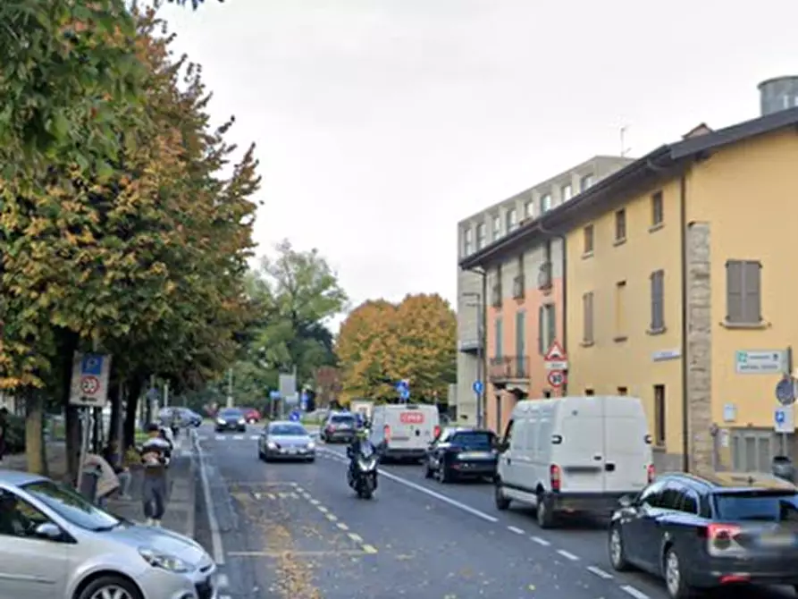 Immagine 5 di Appartamento in vendita  in Via Paderno a Seriate