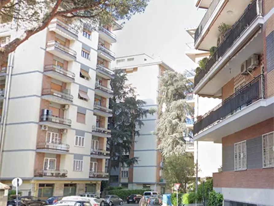 Immagine 2 di Negozio in vendita  in Via Di Vittorio a Podenzano