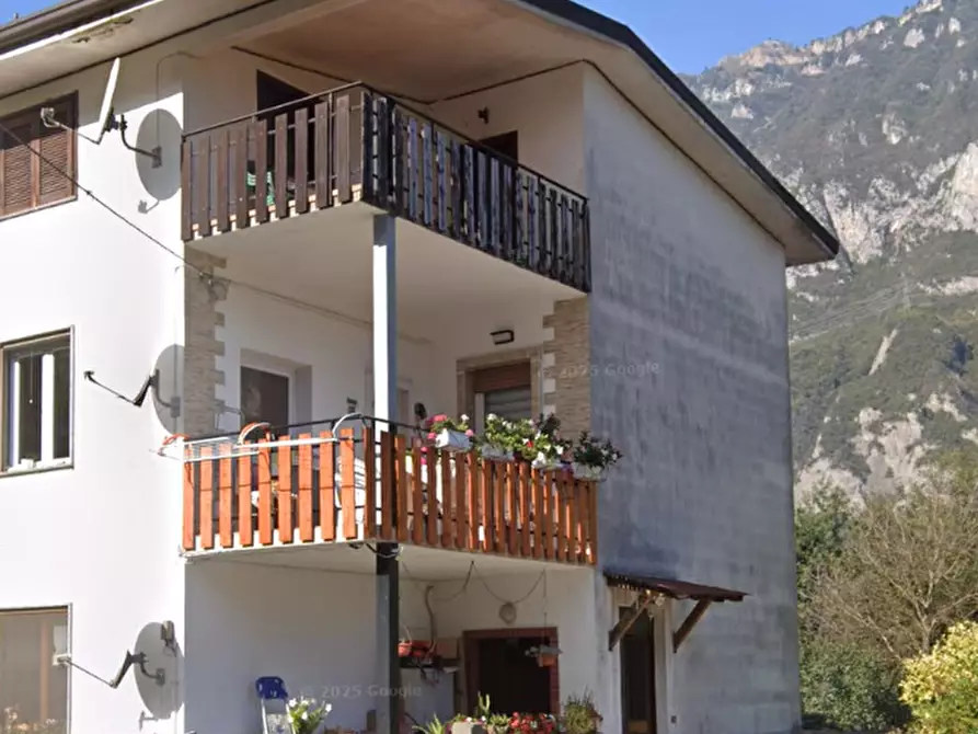 Immagine 3 di Appartamento in vendita  in Via Novelle a Esine