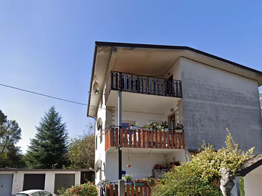 Immagine 9 di Appartamento in vendita  in Via Novelle a Esine