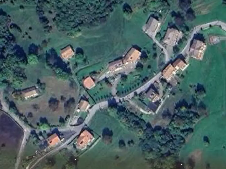 Immagine 1 di Capannone industriale in vendita  in Via Roma a Capovalle